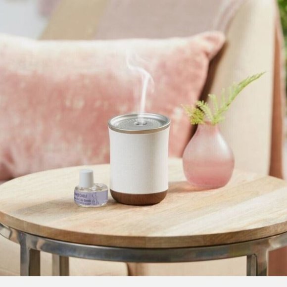 Yankee Candle Peaceful Lavender & Sea Salt Ultrasonic Diffuser Starter Kit - Picture 2 of 2